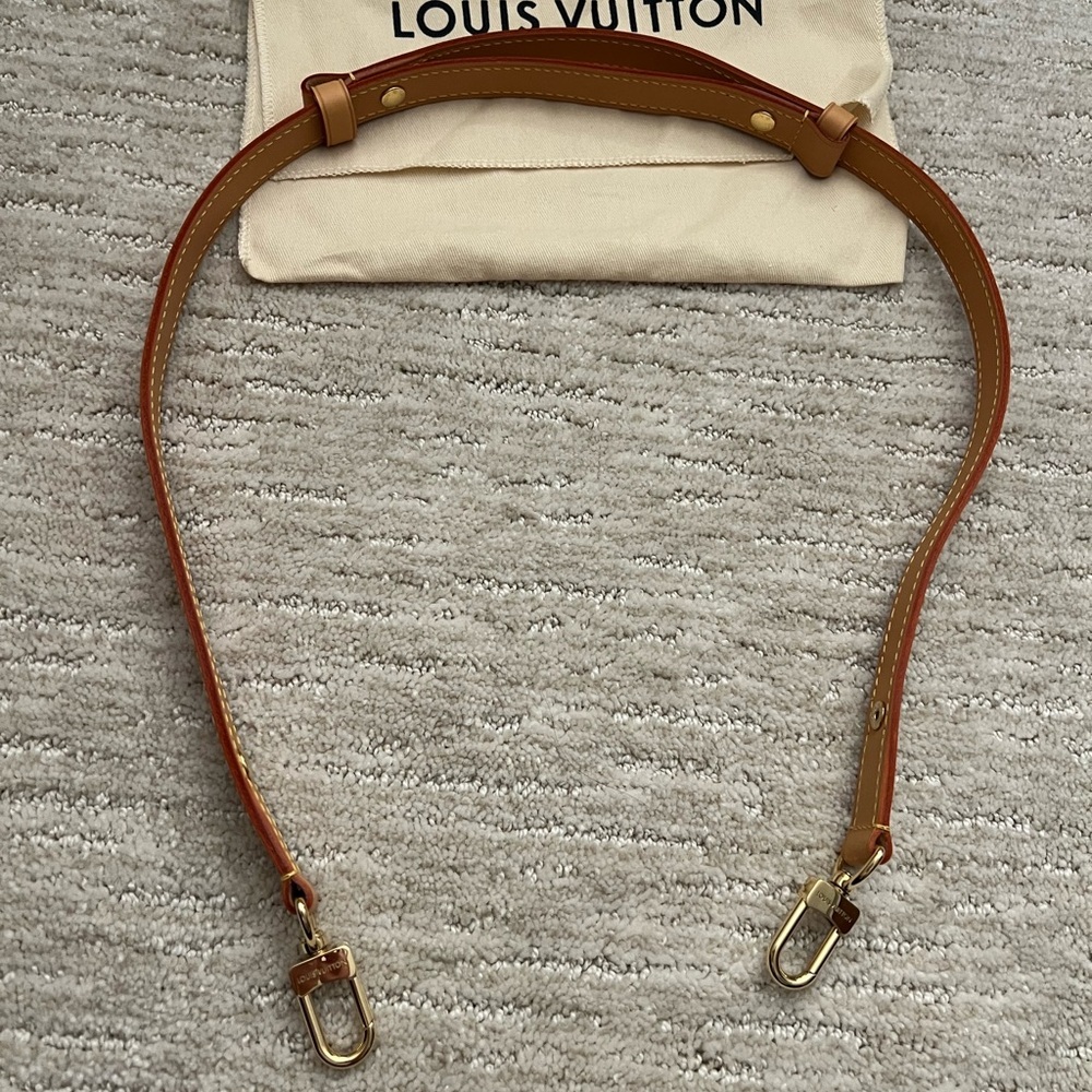 Authentic Louis Vuitton convertible shoulder crossbody bag strap honey patina